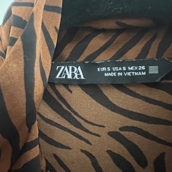Zara blouse - Picture 3 of 5